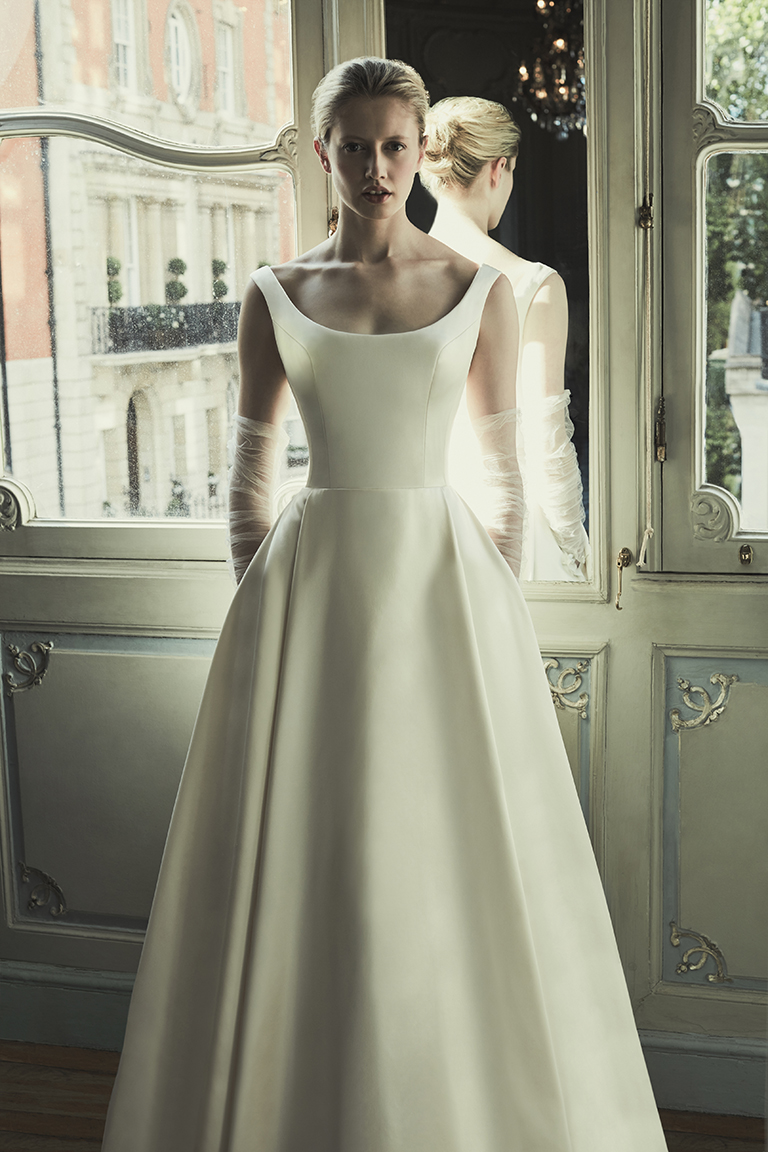 Phillipa-Lepley-Plain-Satin-Wedding-Dress-Corset-b