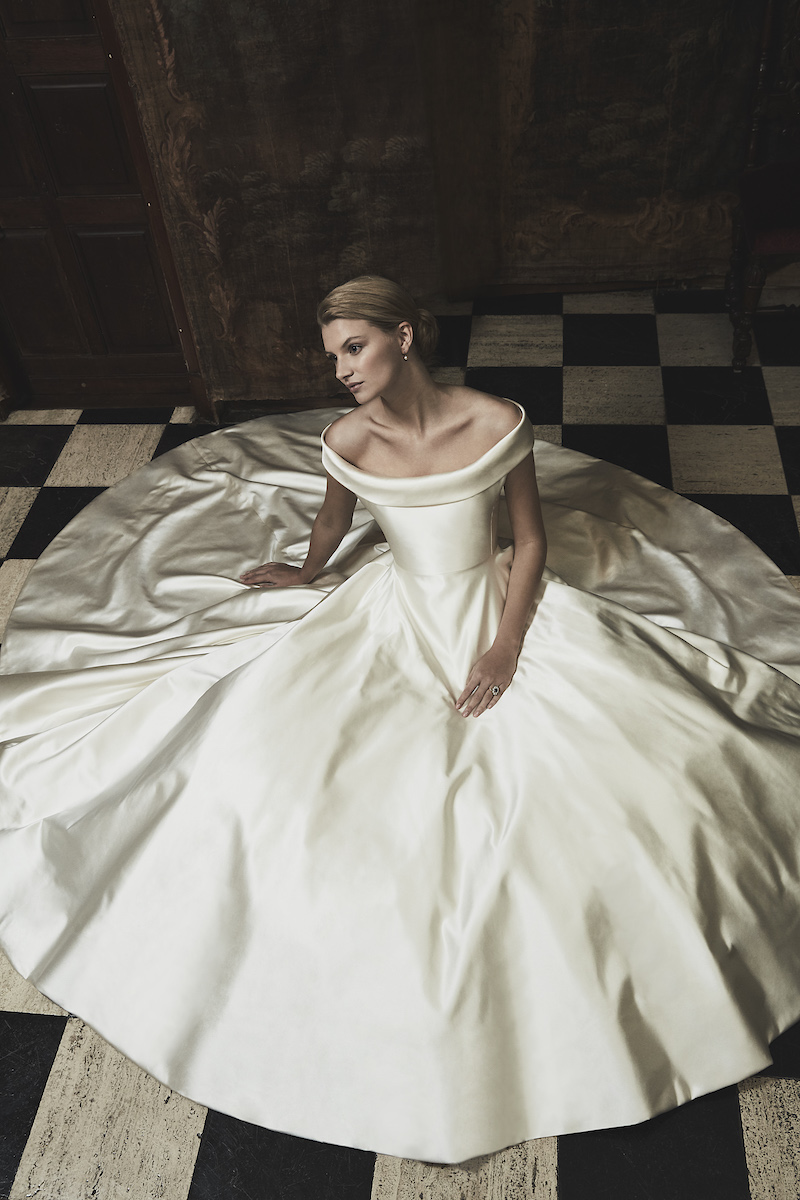 The Grand Sample Sale Phillipa Lepley