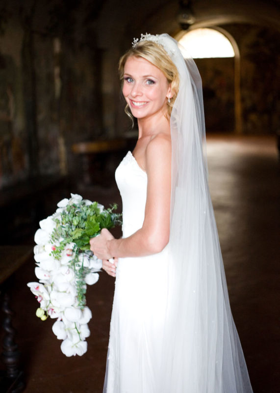 Phillipa Lepley Couture Wedding Dress, Candice Roundell Dorfold Hall