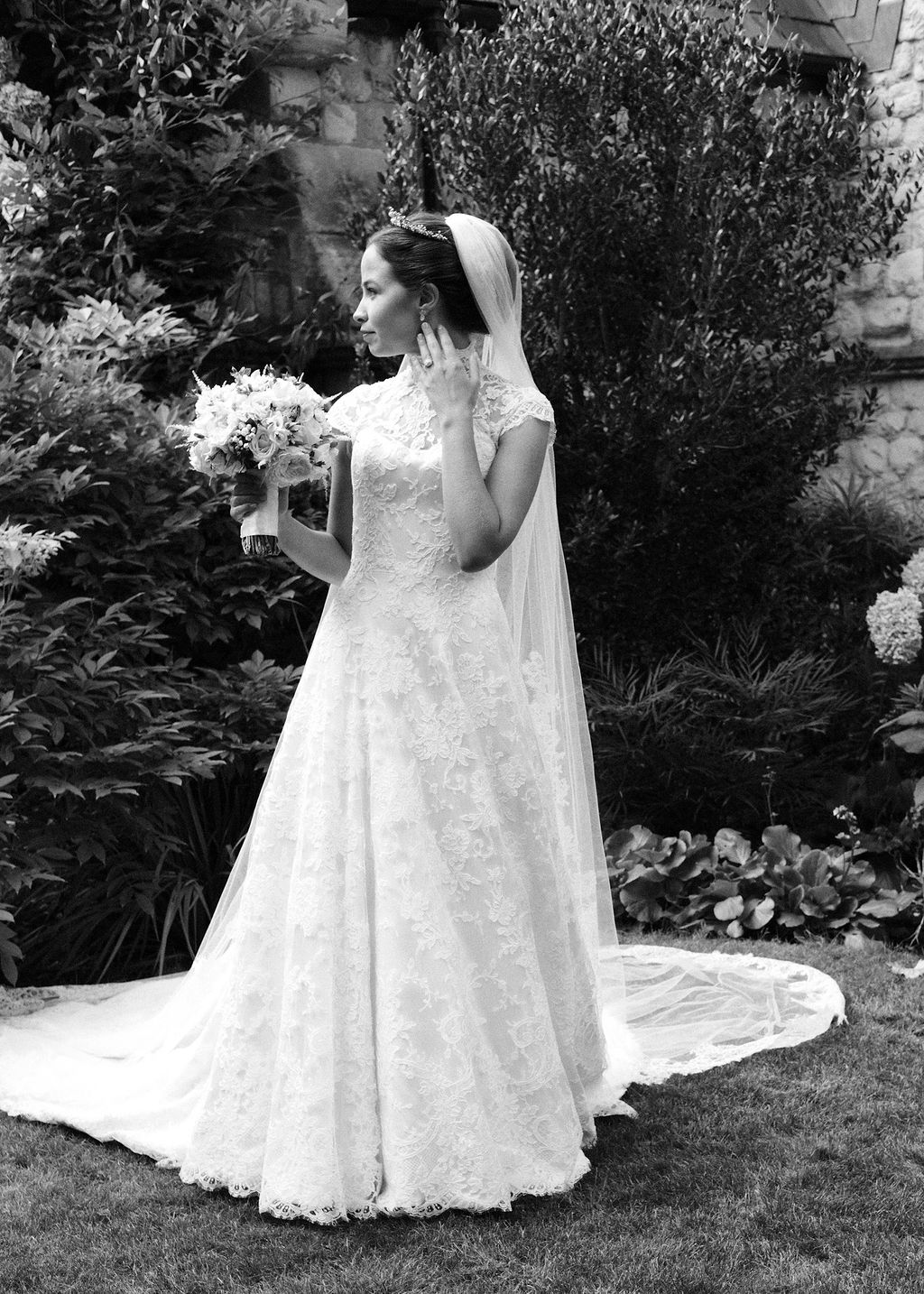 Serena Guen Phillipa Lepley Real Bride Couture wedding dress